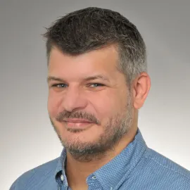 Portrait of Zurich-based Enterprise Architecture consultant Reto Haeberli, Founder and CEO of ARC Tech